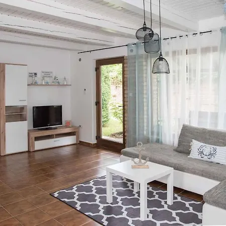 Prázdninový dům - Balaton 18044 Balatonberény