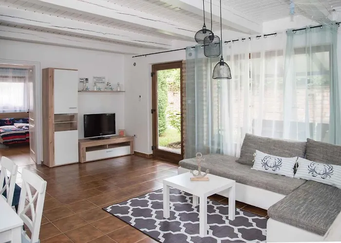 Nyaraló - Balaton 18044 Balatonberény